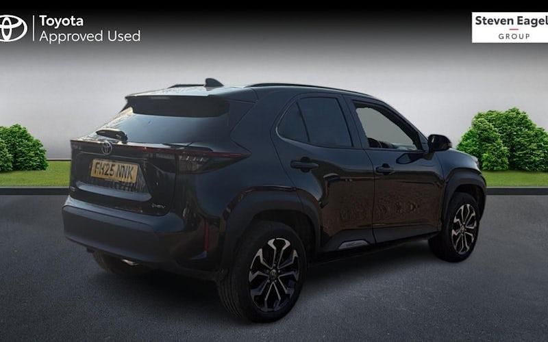 Used Toyota Yaris Hybrid Design 116 HP (85 kW) 2026 Estate