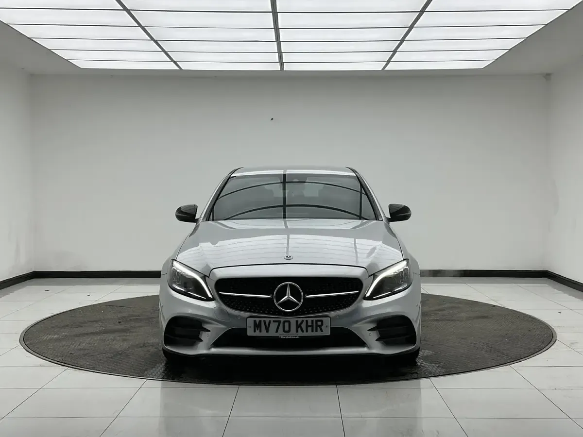 Used Mercedes C220 AMG Line Premium 194 HP (142 kW) 2020 Silver Sedan