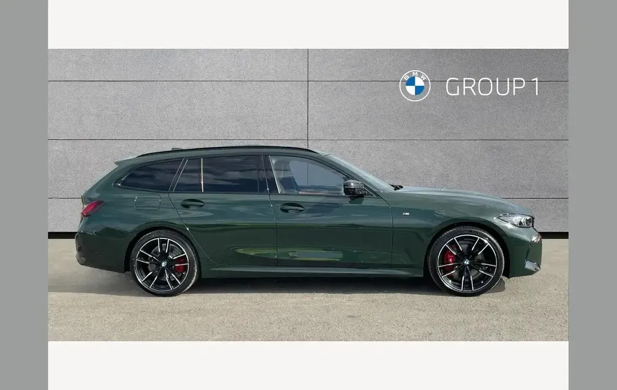 New BMW 502 M Sport 386 HP (283 kW) 2026 Green Estate