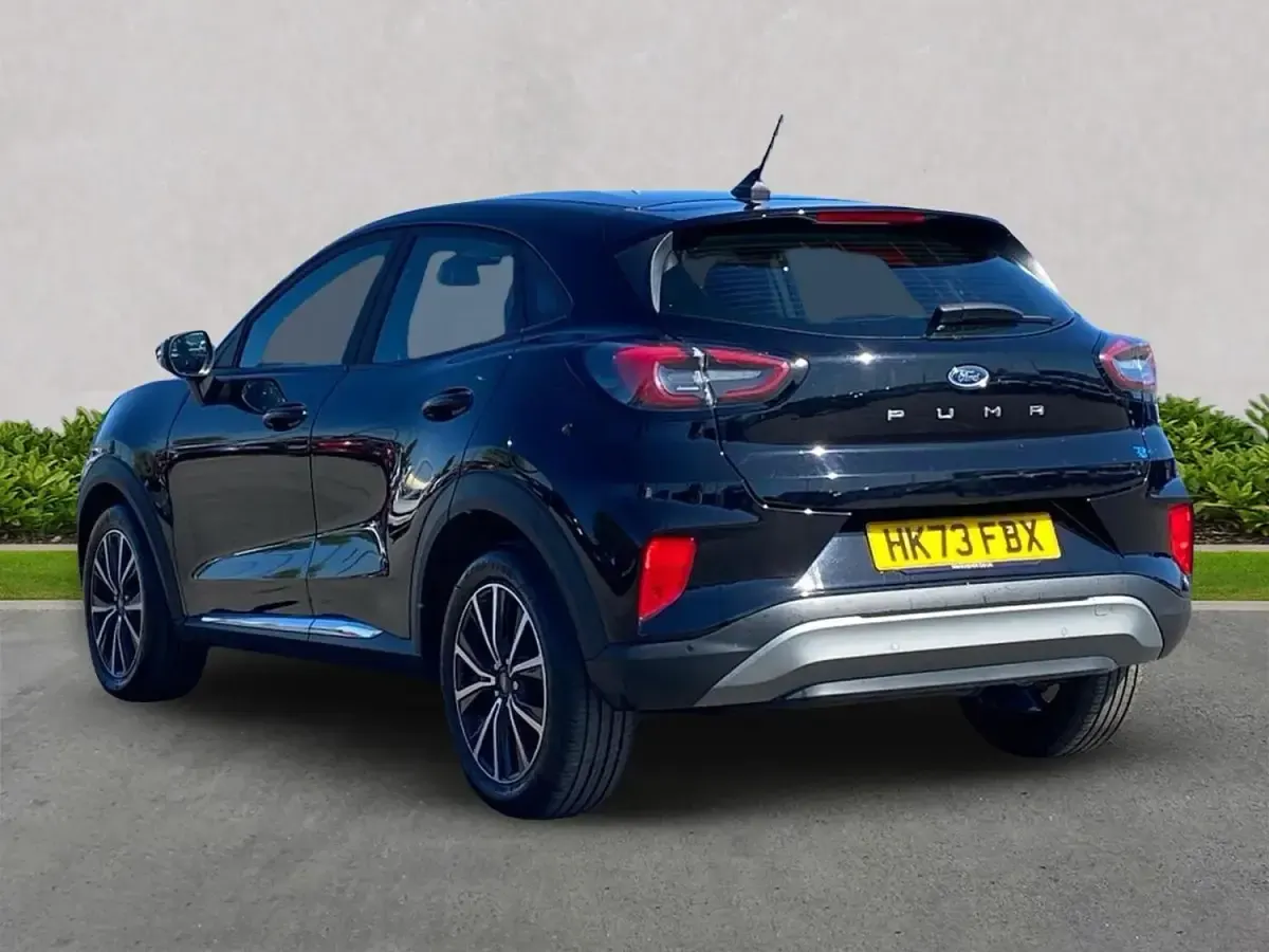 Używany Ford Puma Titanium 2023 Czarny SUV