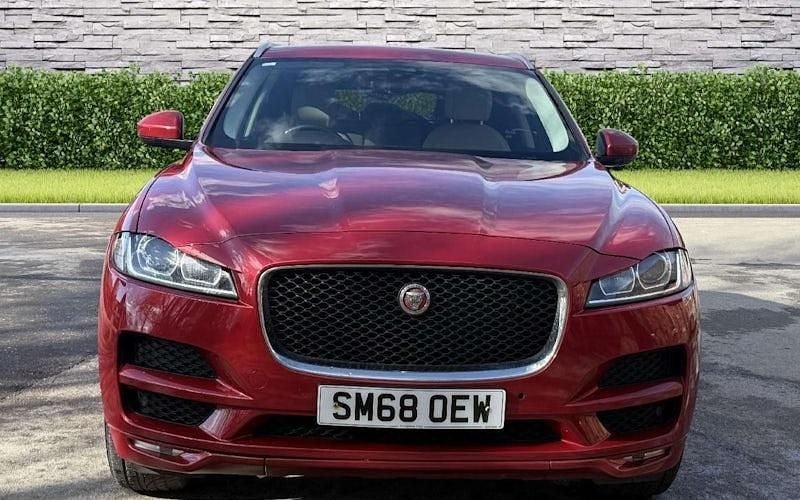 Usado Jaguar F-Pace Prestige 179 HP (131 kW) 2020 SUV