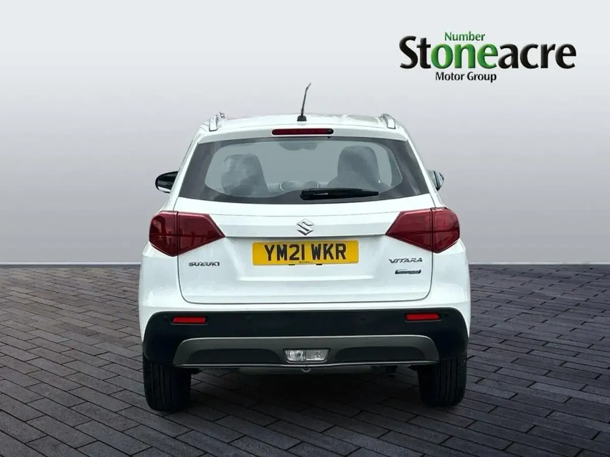 Used Suzuki Vitara SZ4 129 HP (94 kW) 2021 White SUV