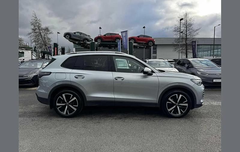 Used VW Tiguan Match 147 HP (108 kW) 2025 Silver SUV