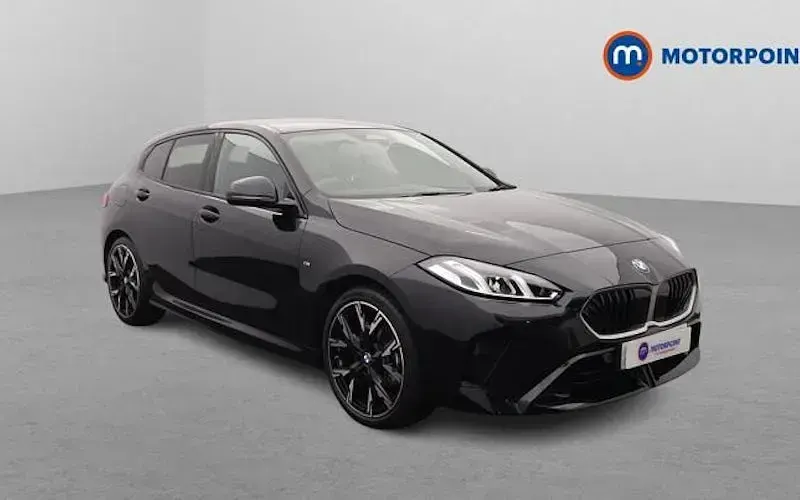 Usado BMW 120 M Sport 156 HP (114 kW) 2025 Citadino