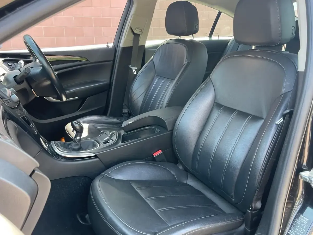 Used Vauxhall Insignia Elite 2015 Black Hatchback