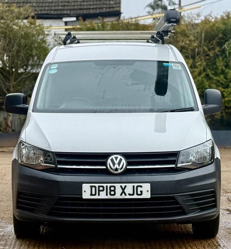 Used VW Caddy Maxi Startline 102 HP (75 kW) 2018 White MPV