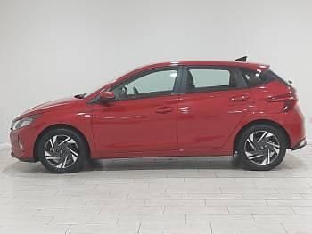 Used Hyundai i20 SE 100 HP (73 kW) 2023 Red Hatchback