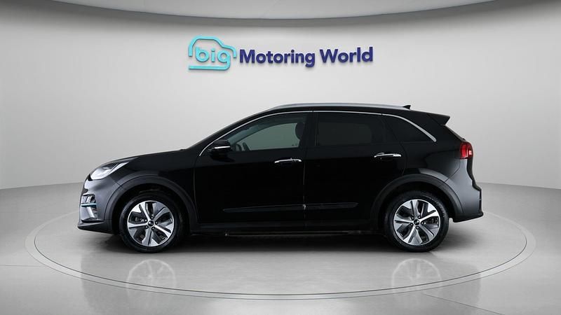 Used Kia e-Niro Plus 147 kW (201 HP) 2022 Black SUV