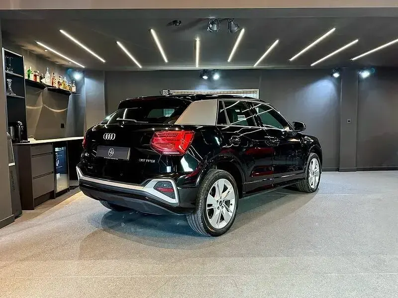 Used Audi Q2 S-Line 150 HP (110 kW) 2023 Black SUV