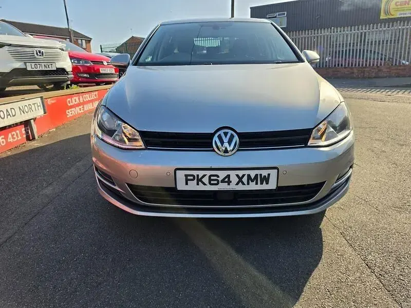 Used VW Golf VII Match 105 HP (77 kW) 2014 Silver Hatchback