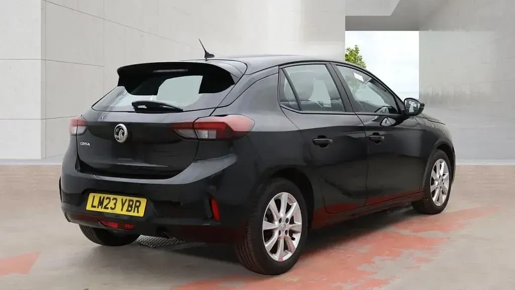 Second-hand Vauxhall Corsa Design Edition 2023 Negru Hatchback