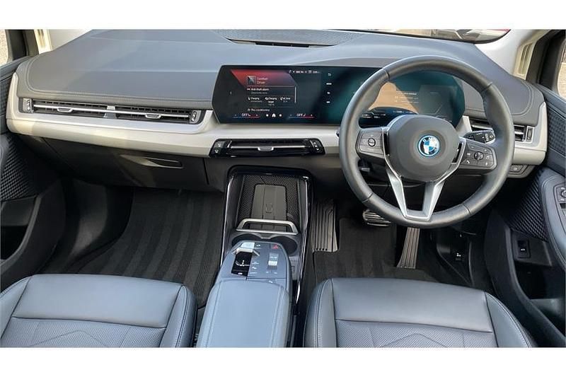 Used BMW 225 Luxury Line 245 HP (180 kW) 2025 Blue Estate