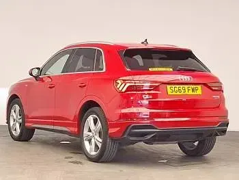 Used Audi Q3 S-Line 150 HP (110 kW) 2019 Red SUV