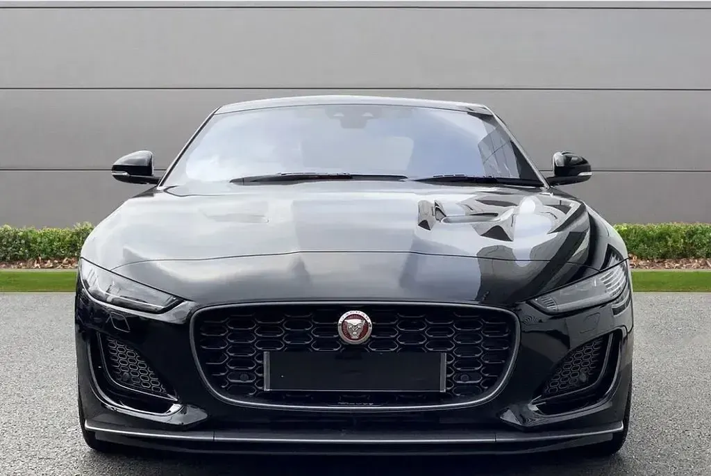 Used Jaguar F-Type First Edition 300 HP (220 kW) 2021 Black Coupe