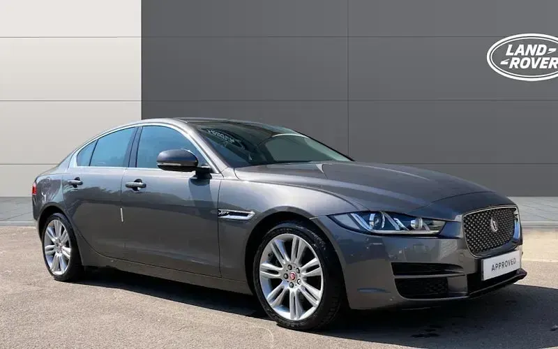 Used Jaguar XE Portfolio 180 HP (132 kW) 2018 Sedan
