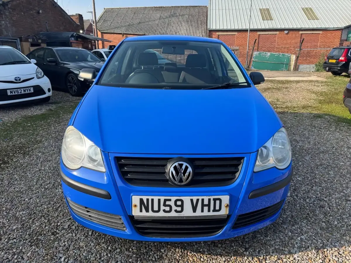 Used VW Polo 60 HP (44 kW) 2009 Blue Hatchback