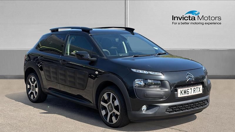 Used Citroën C4 Cactus Flair 110 HP (80 kW) 2018 Black Hatchback
