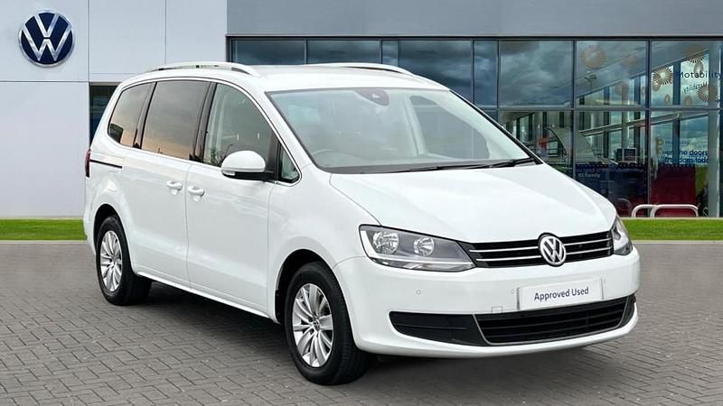 Used VW Sharan SE 150 HP (110 kW) 2021 Pure white MPV