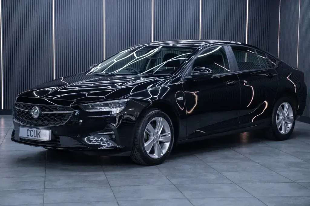 Used Vauxhall Insignia Sport 122 HP (89 kW) 2020 Black Hatchback