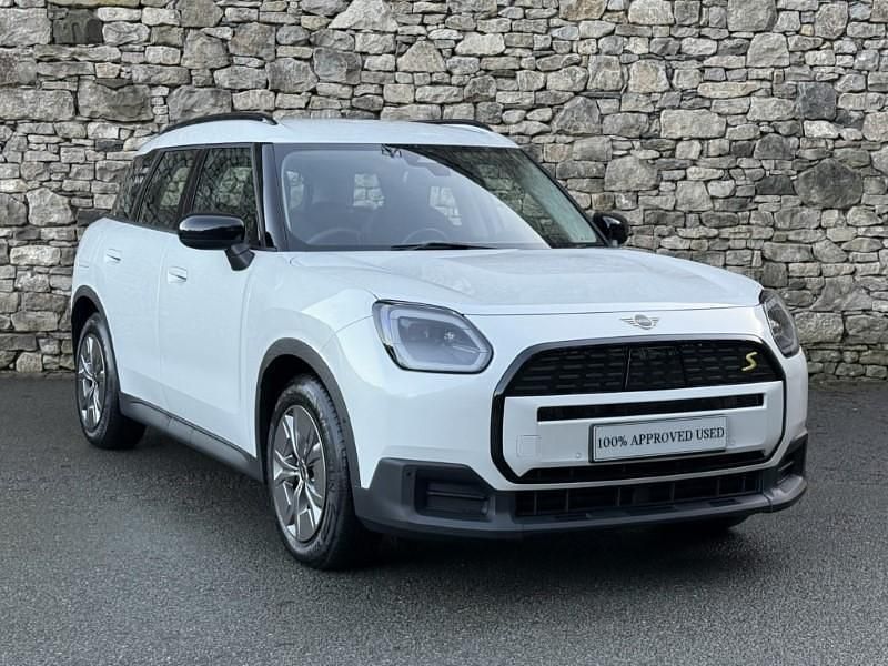 White Used 2024 Mini Countryman SUV | £34,990 (Fair price) - Image 1/4
