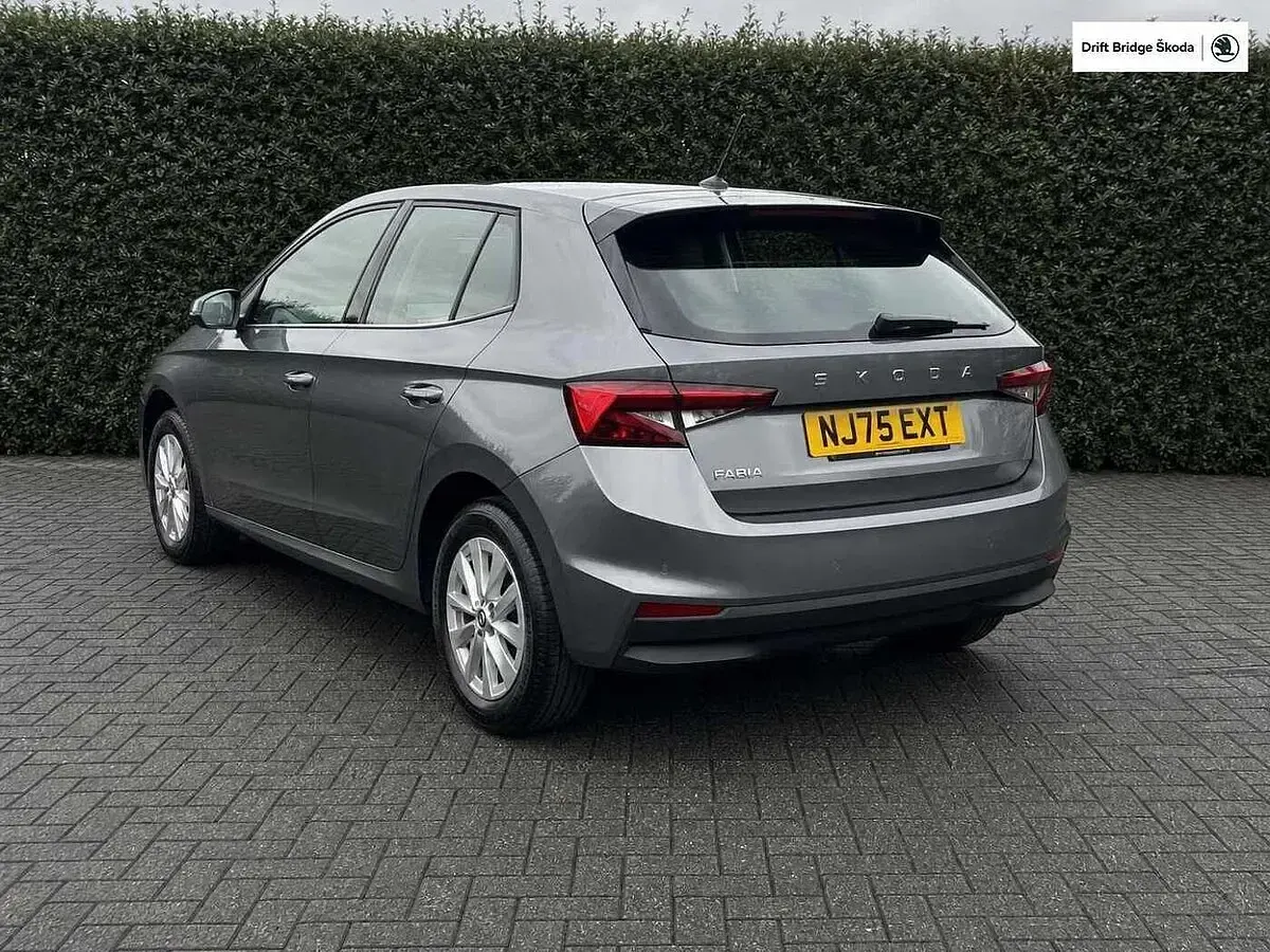 Used Skoda Fabia SE 85 HP (62 kW) 2025 Graphite grey metallic Hatchback