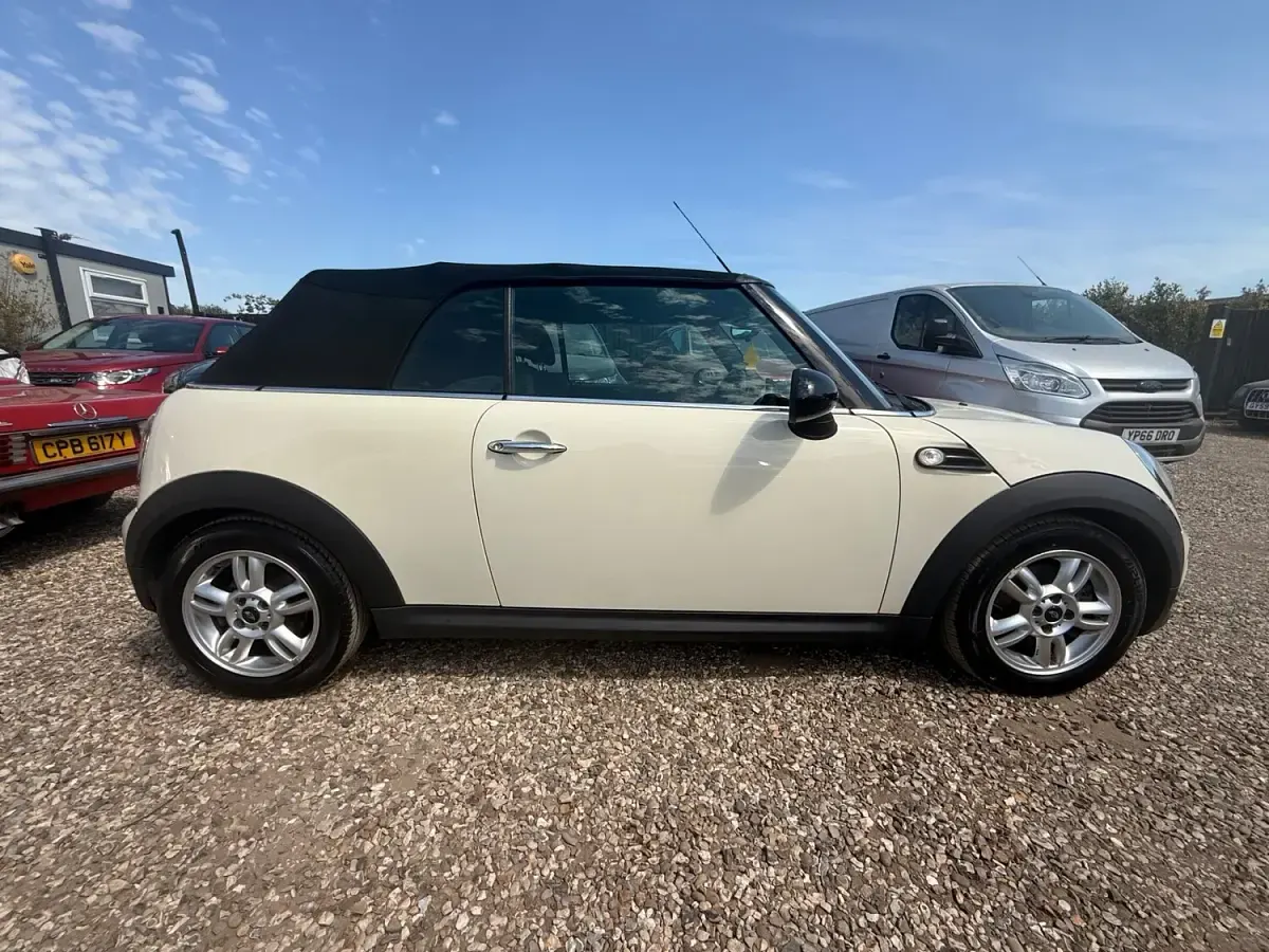 Used Mini ONE 2014 White Hatchback