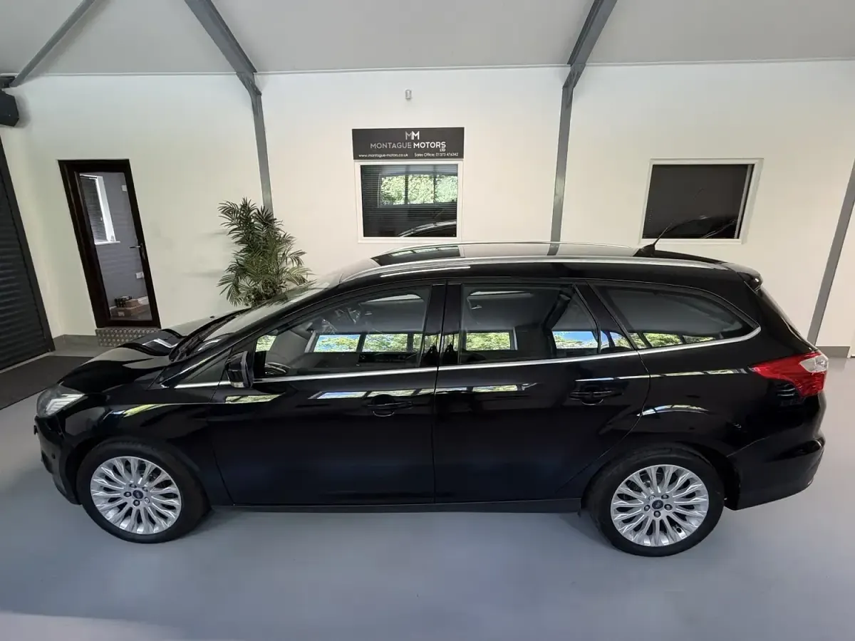 Used Ford Focus Titanium X 163 HP (119 kW) 2013 Black Estate