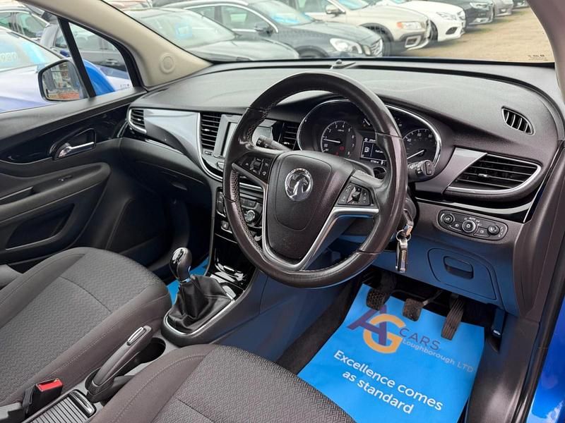 Second-hand Vauxhall Mokka X Active 140 CP (102 kW) 2017 Albastru SUV