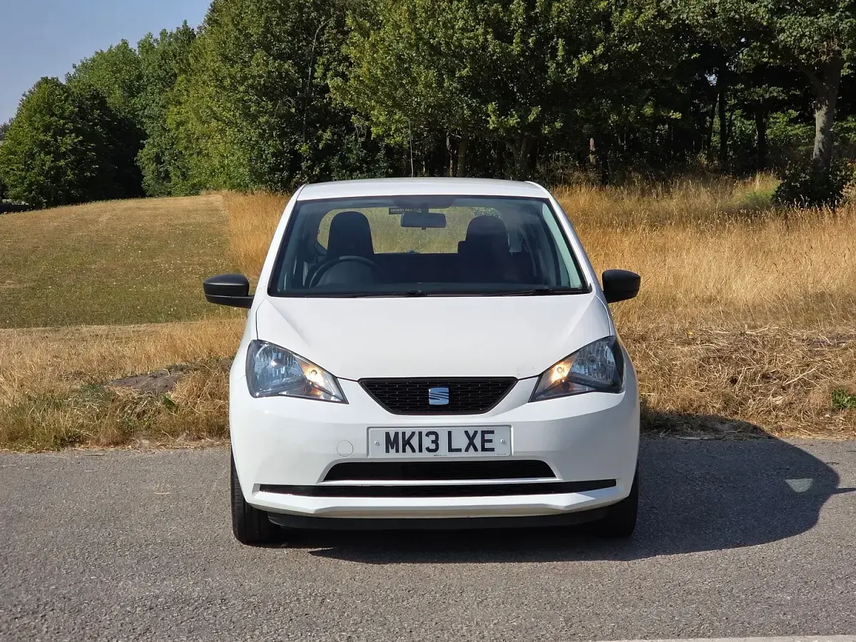Used Seat Mii 60 HP (44 kW) 2013 White Hatchback