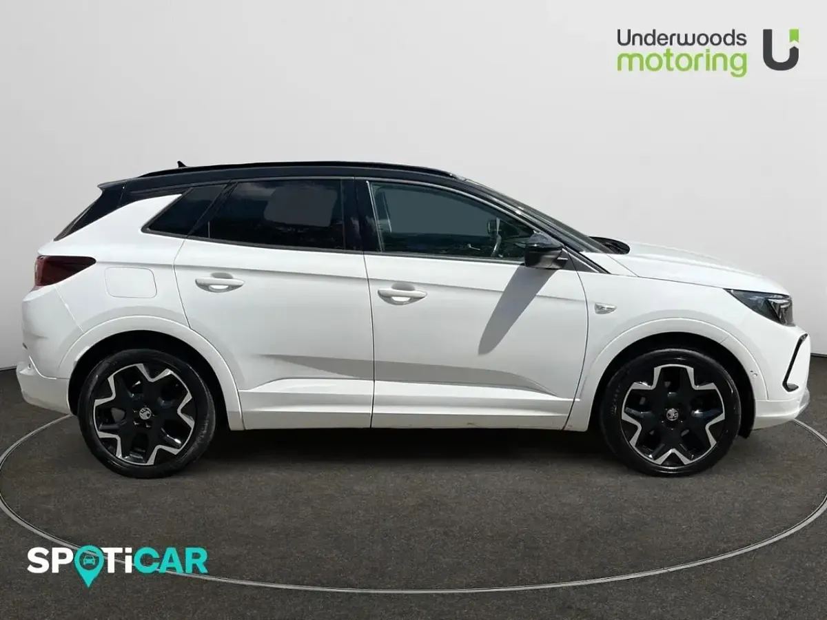 Used Vauxhall Grandland X Ultimate 128 HP (94 kW) 2023 White SUV