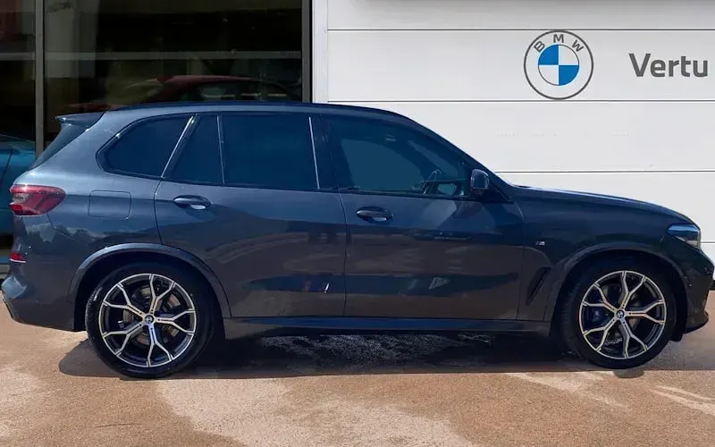 Usado BMW X5 M Sport 286 HP (210 kW) 2022 SUV