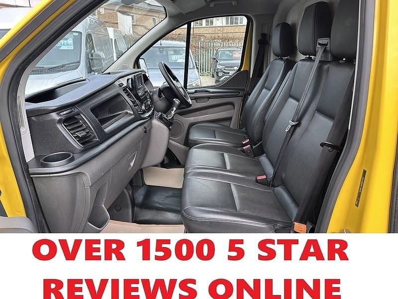 Used Ford Transit Custom 105 HP (77 kW) 2022 Yellow Van