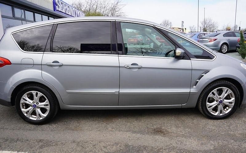 Used Ford S-MAX Titanium 163 HP (119 kW) 2014 MPV
