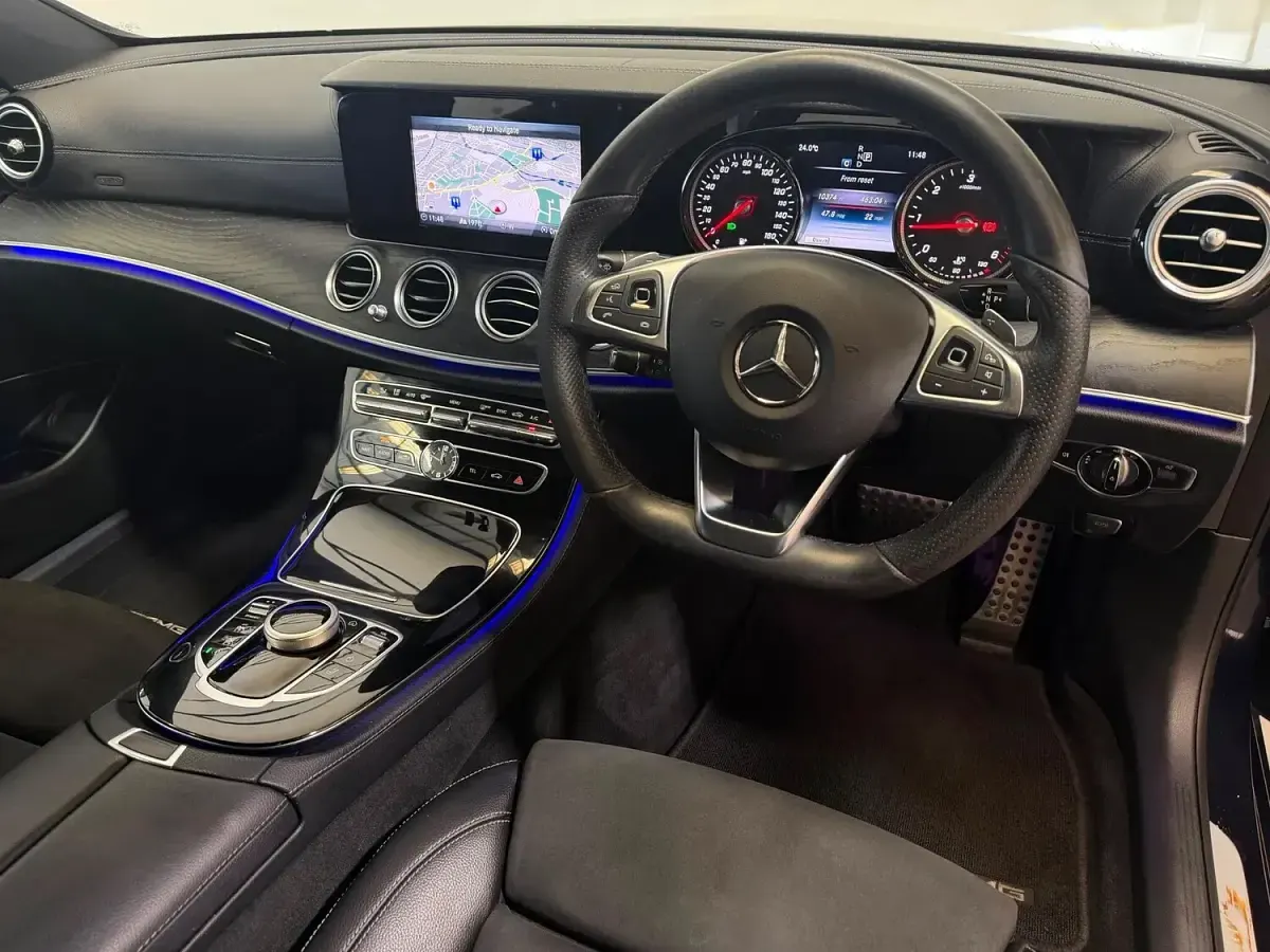 Used Mercedes E220 AMG line 2018 Blue Estate