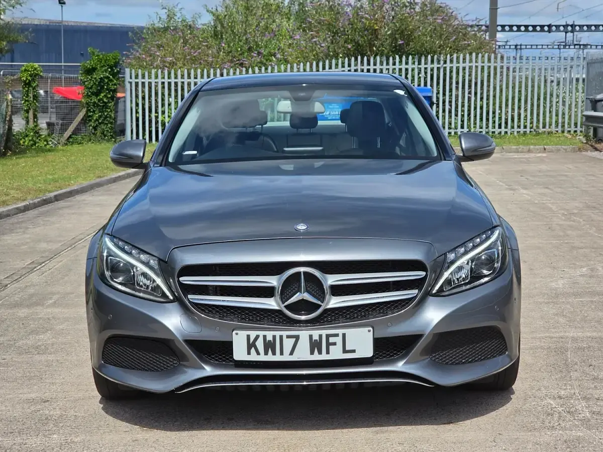 Used Mercedes C220 Premium 167 HP (122 kW) 2017 Grey Sedan