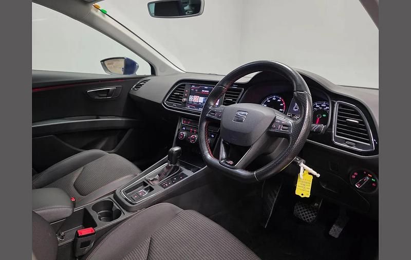 Used Seat Leon ST FR 147 HP (108 kW) 2017 Blue Estate