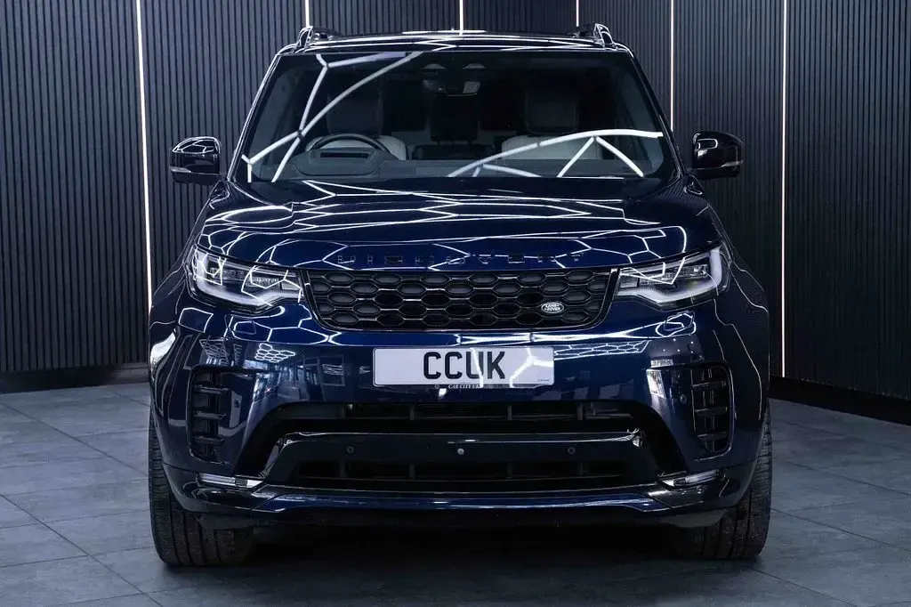 Used Land Rover Discovery SE Dynamic 300 HP (220 kW) 2021 Blue SUV