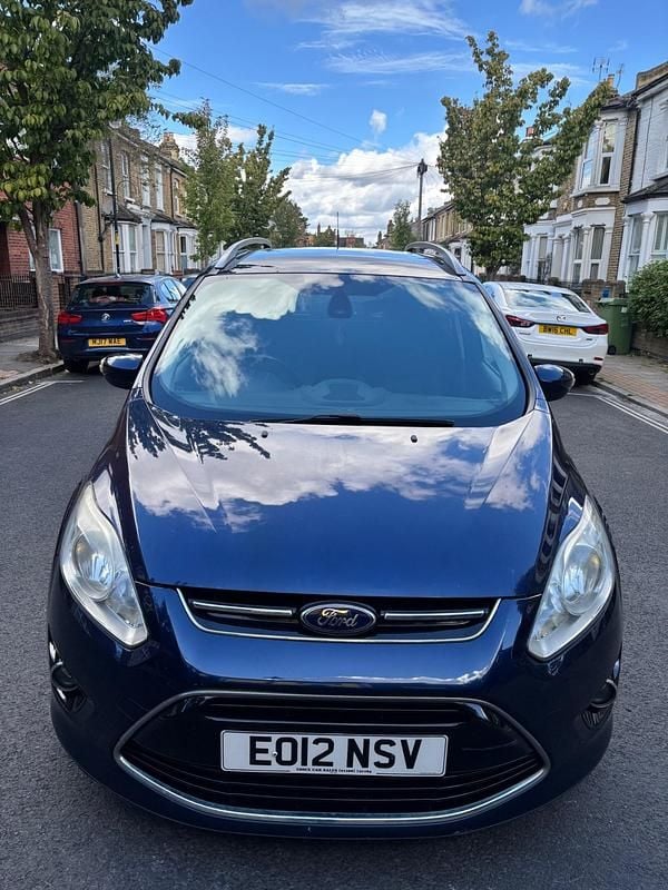 Blue Used 2012 Ford Grand C-Max Titanium MPV | £2,500 (Fair price) - Image 1/4