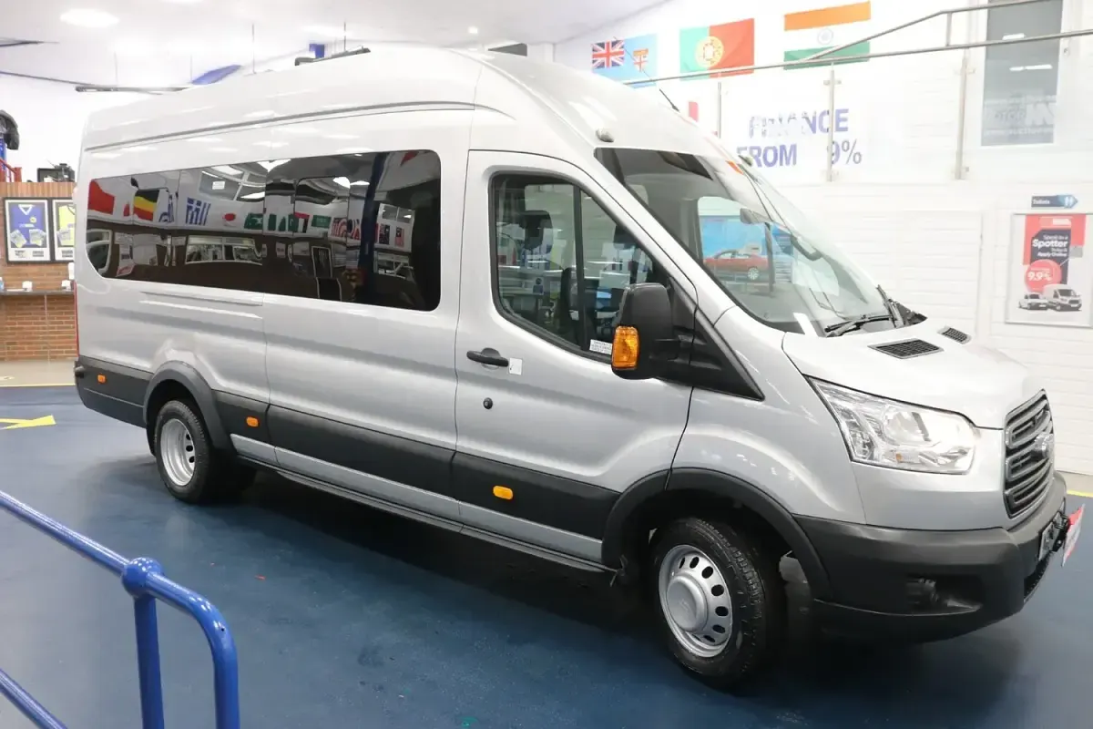 Used Ford Transit Trend 125 HP (91 kW) 2018 Silver