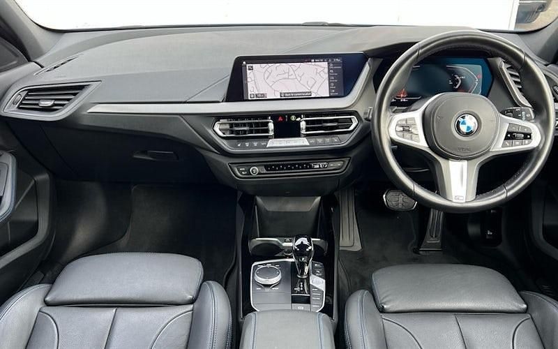 Used BMW 118 M Sport 136 HP (100 kW) 2023 Blue Hatchback