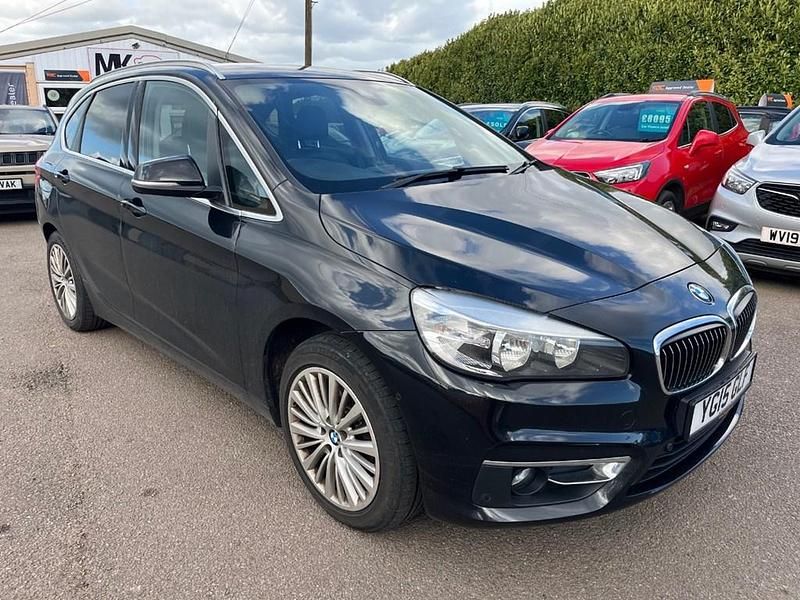 Used BMW 220 Luxury Line 190 HP (139 kW) 2015 Black Hatchback