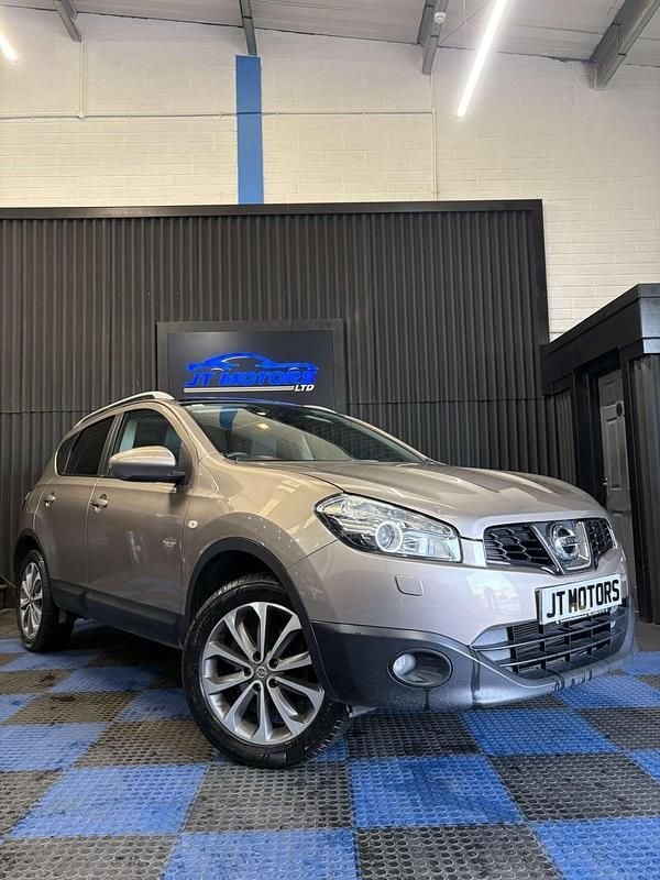 Used Nissan Qashqai Tekna 141 HP (103 kW) 2010 Beige SUV
