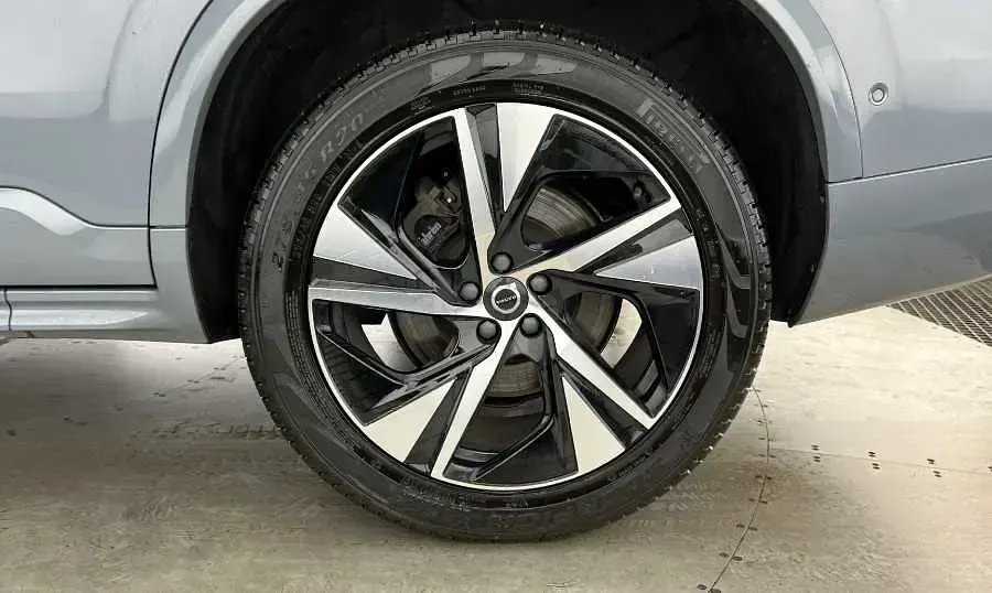 Used Volvo XC90 Plus 232 HP (170 kW) 2023 SUV