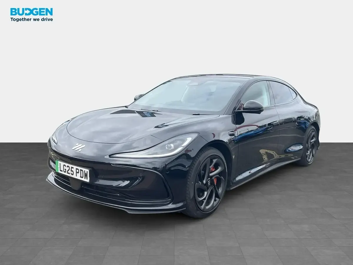 Used MG IM5 Performance 553 kW (752 HP) 2025 Black Hatchback