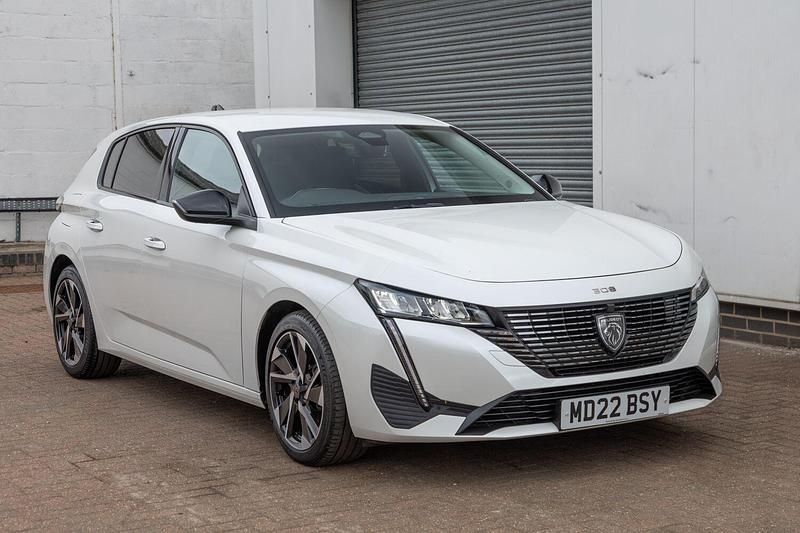 White Used 2022 Peugeot 308 Allure Premium Hatchback | £18,375 (A bit pricey) - Image 1/4