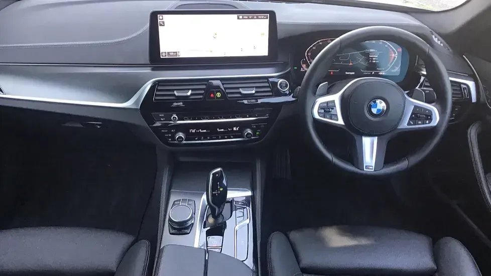 Used BMW 520 M Sport 187 HP (137 kW) 2022 Blue Sedan