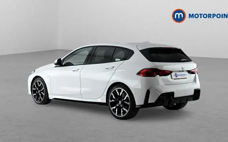 Used BMW 120 M Sport 156 HP (114 kW) 2025 White Hatchback