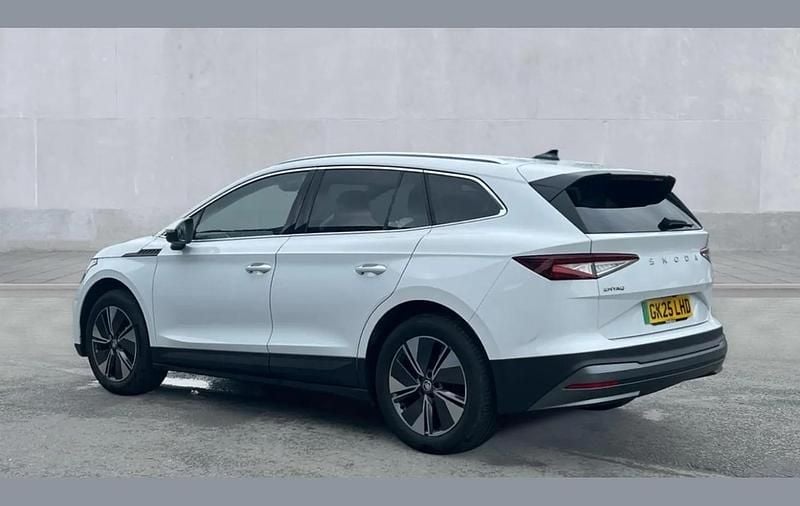 Used Skoda Enyaq iV 210 kW (286 HP) 2025 White SUV