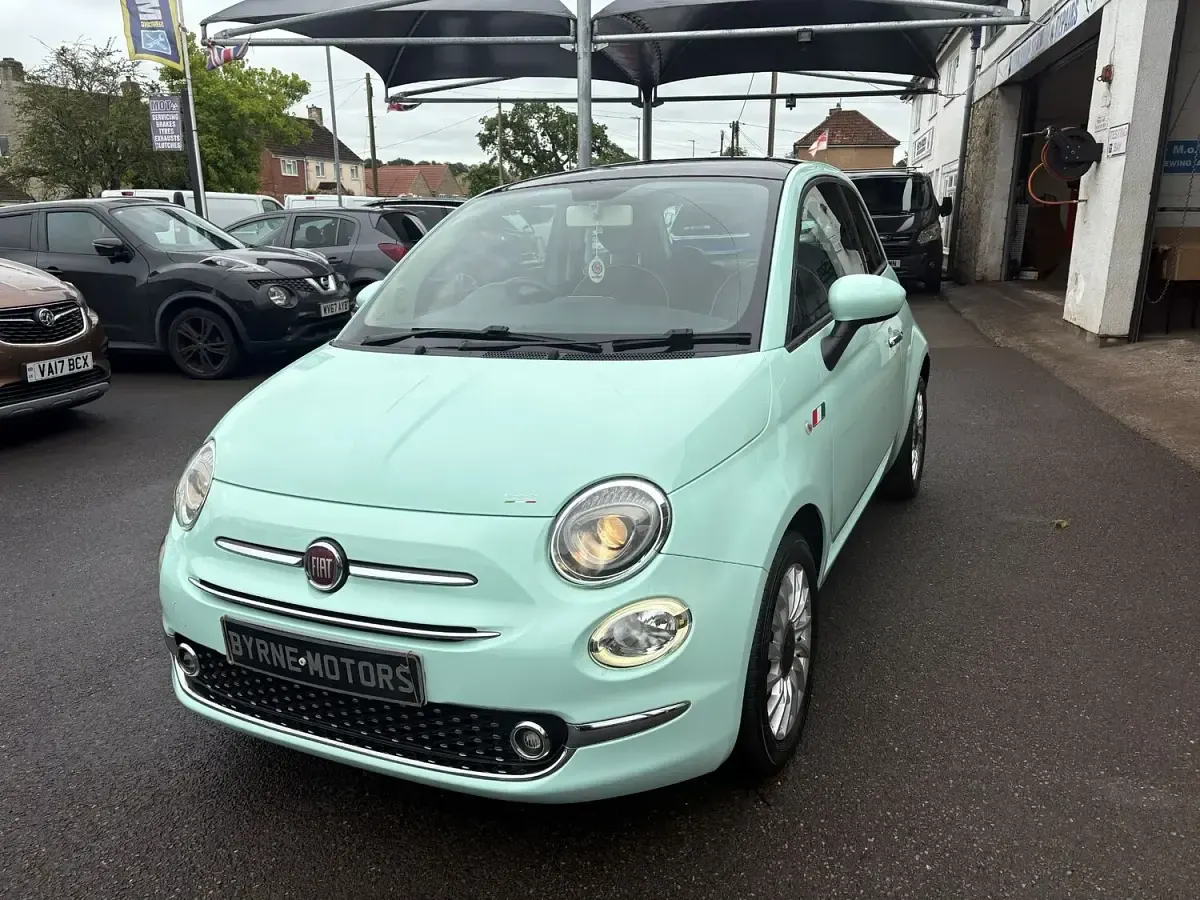 Used Fiat 500 Lounge 69 HP (50 kW) 2017 Green Hatchback