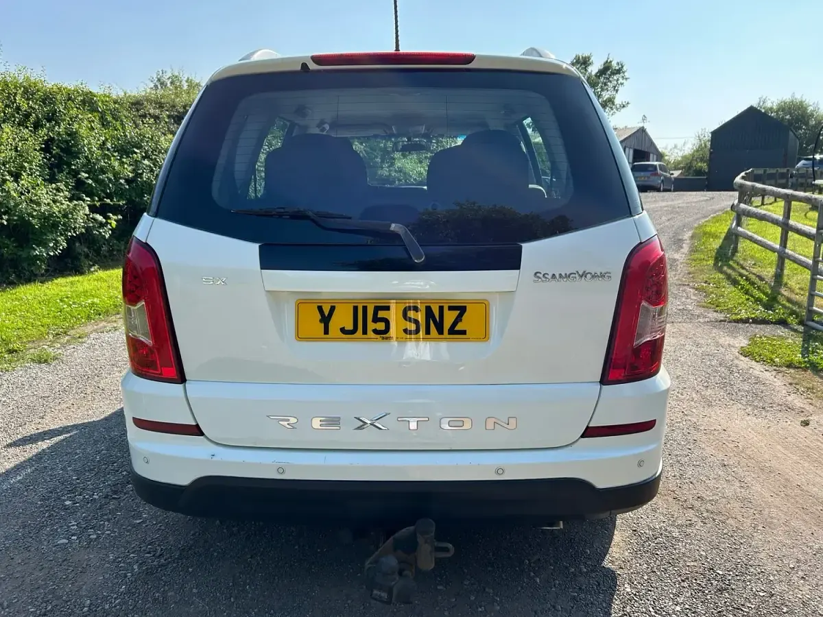 Used SsangYong Rexton 2015 White SUV